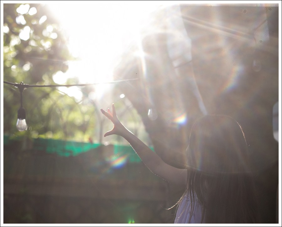 Blog Chaser Cut Out Muscle Tank Citizens Of Humanity Drew Crop Flare Birkenstock Gizeh-15