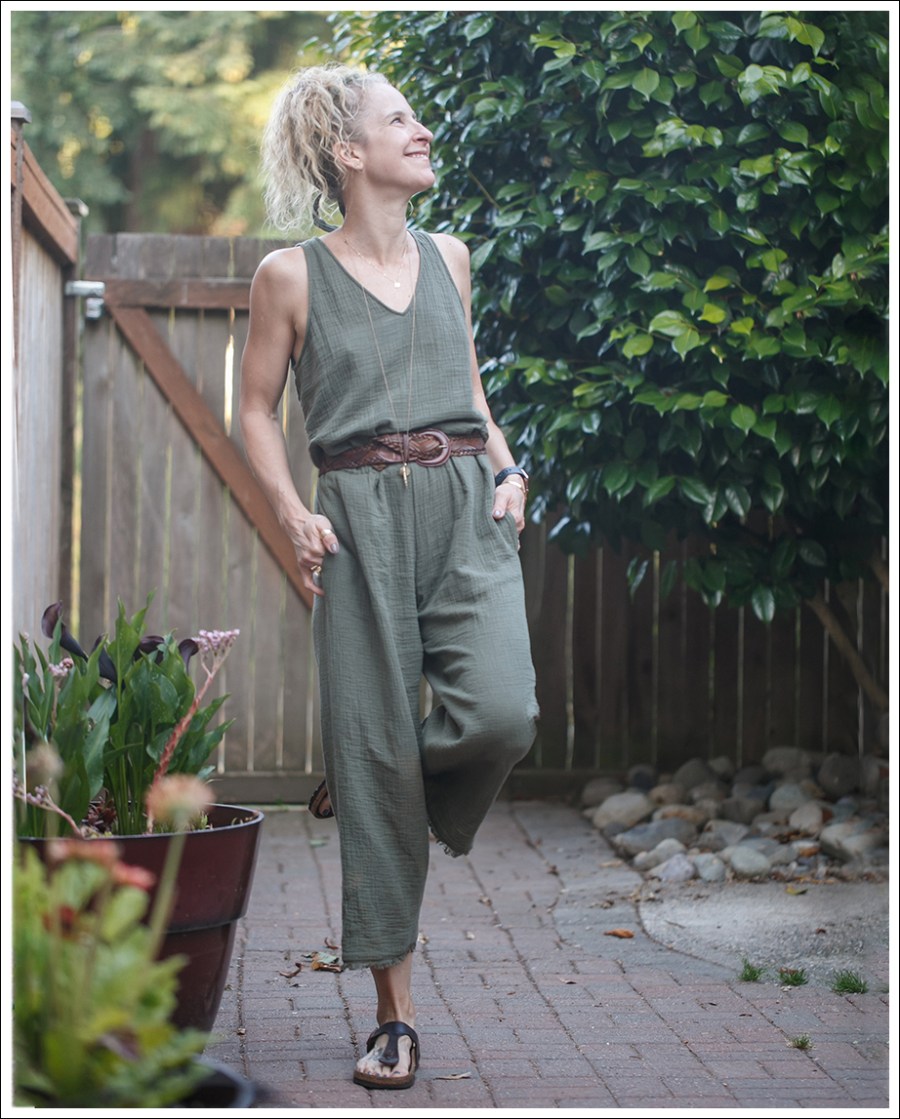 Blog Drew Army Green Jumpsuit Birkenstock Gizeh-1