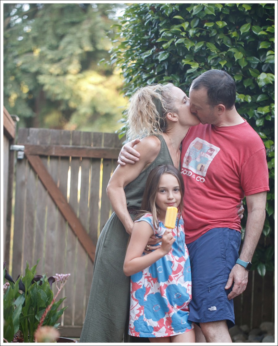 Blog Drew Army Green Jumpsuit Birkenstock Gizeh-5