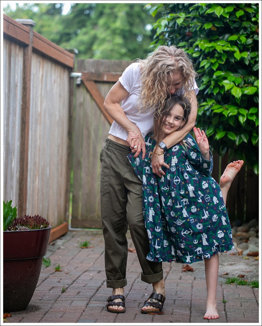 Blog Nation LTD Baby Tee La Vie Rebecca Taylor Army Pants Birkenstock Arizona-4