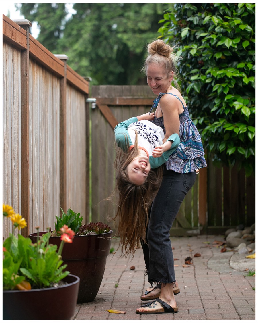 Blog Warm Tie Crop Cami Current Elliott Crop Flares Birkenstock Gizeh-5