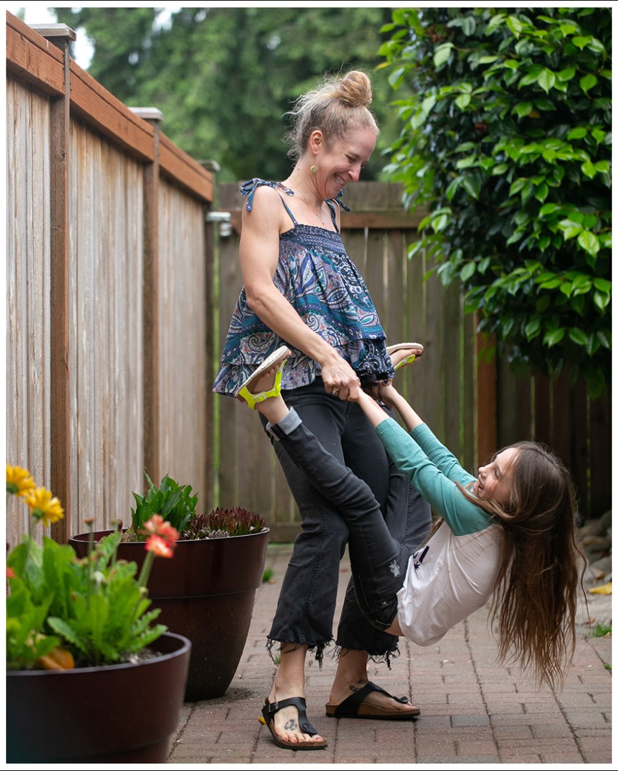 Blog Warm Tie Crop Cami Current Elliott Crop Flares Birkenstock Gizeh-6