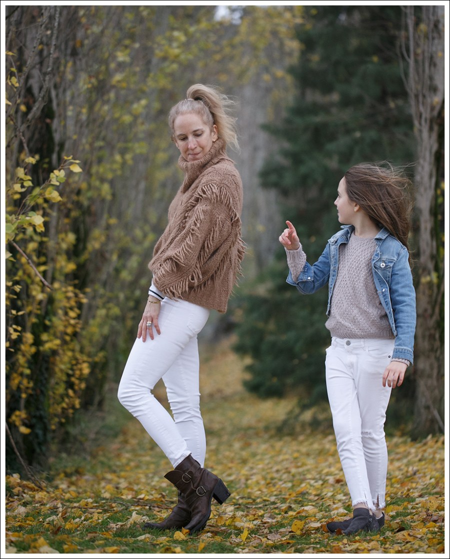 Blog DL1961 Annie Crop Jean Jacket OOTD Fringe Sweater AGolde White Skinny Jeans Fiorentini Baker Lena Biker Boots-7