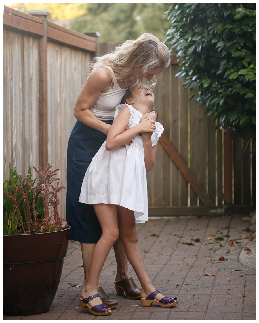 Blog James Perse Ribbed Tank Vintage Wrap Denim Midi Skirt Sven Plain 3 inch Clogs-4