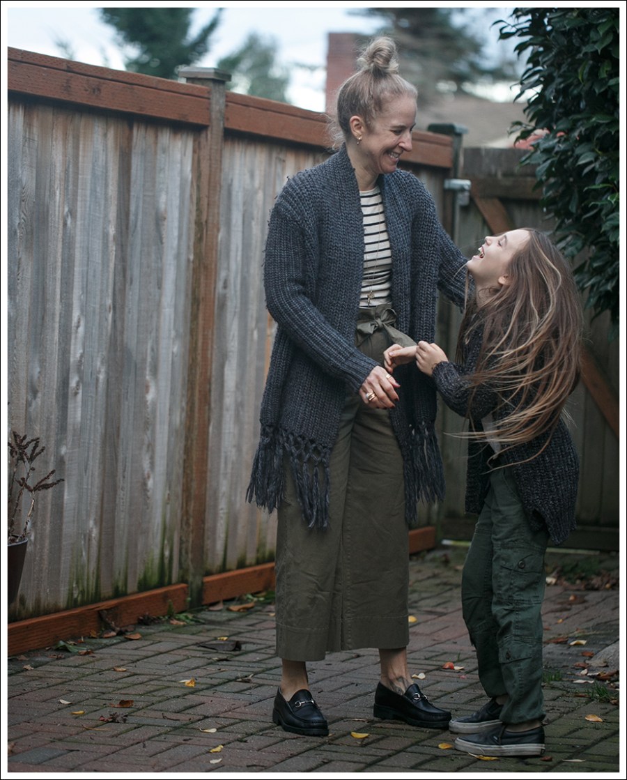 Blog Joie Fringe Cardigan Frame Paper Bag Pants Gucci Loafers-4